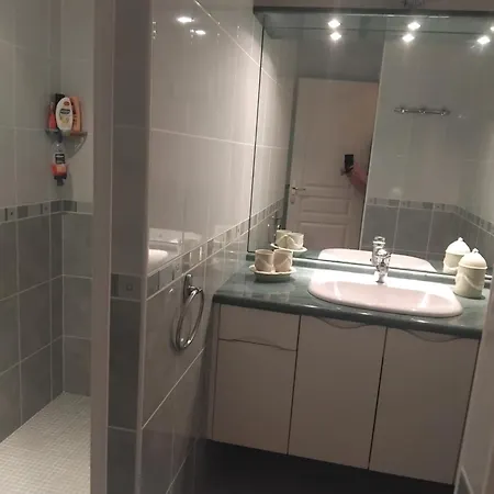 Jolie Bleue Homestay szállás Louchy-Montfand